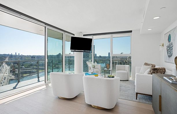 2618 89 Nelson Street Yaletown