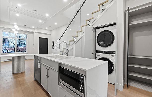 1510 W 61st Avenue South Granville