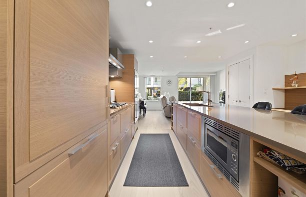 1512 Atlas Lane South Granville