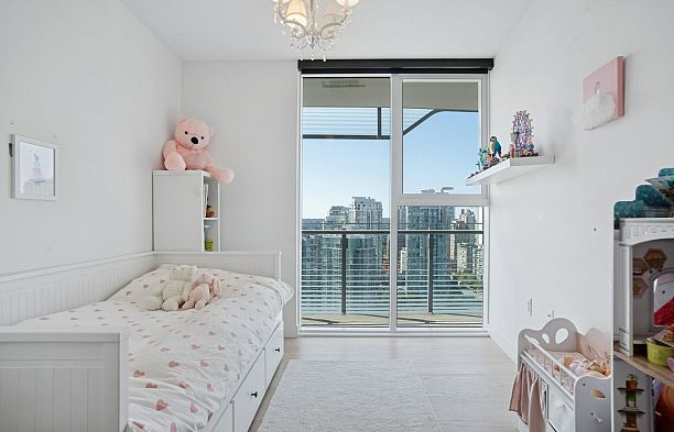 2618 89 Nelson Street Yaletown