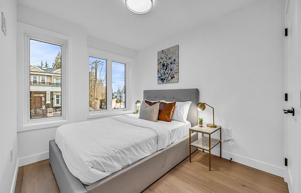 1008 W 52nd Avenue South Granville