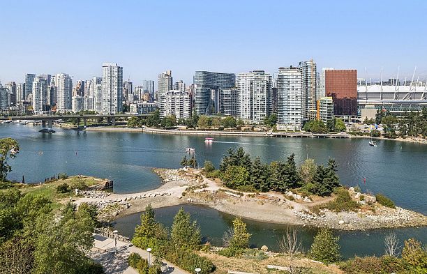 605 1708 Columbia Street False Creek