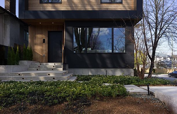 91 E 40th Avenue Main