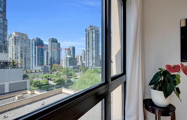 801 488 Helmcken Street Yaletown