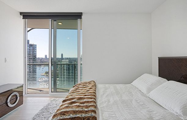 2618 89 Nelson Street Yaletown