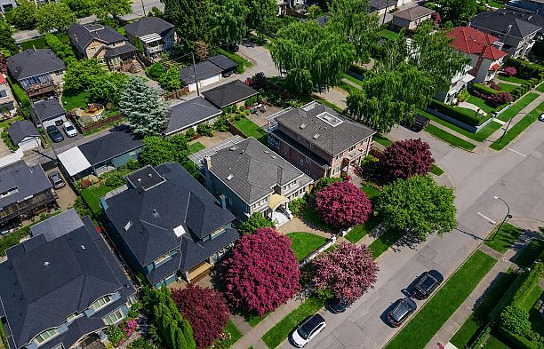 2407 W 18th Avenue Arbutus