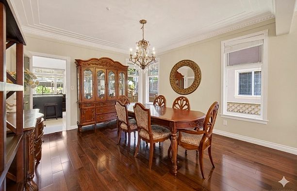 2407 W 18th Avenue Arbutus