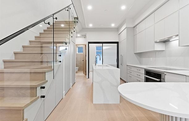 1510 W 61st Avenue South Granville