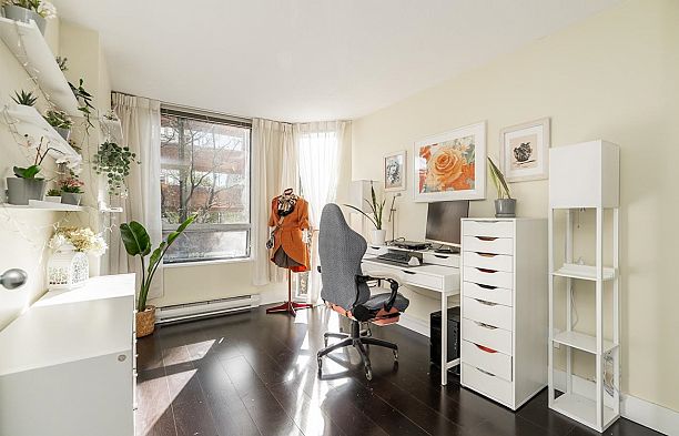 403 811 Helmcken Street Downtown VW