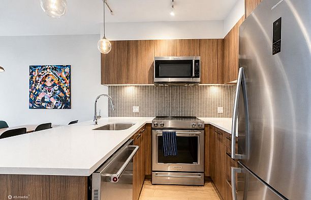 506 2477 Carolina Street Mount Pleasant VE