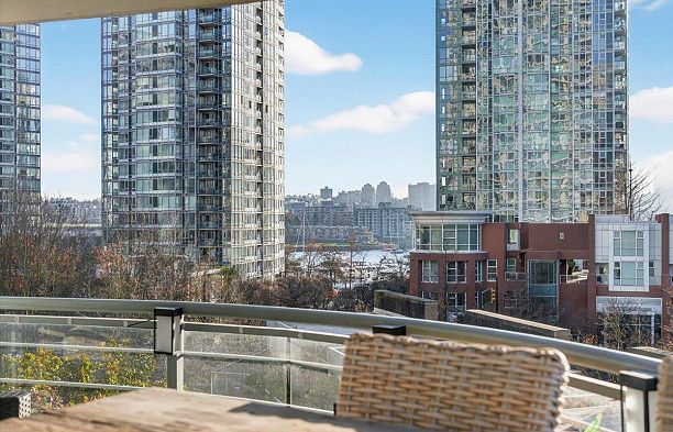 603 1009 Expo Boulevard Yaletown