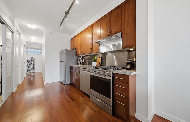 306 2055 Yukon Street False Creek
