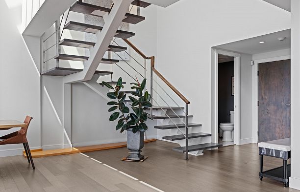 2403 1500 Howe Street Yaletown