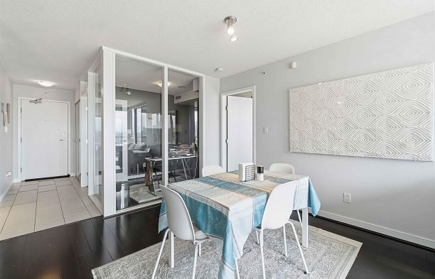 908 1408 Strathmore Mews Yaletown