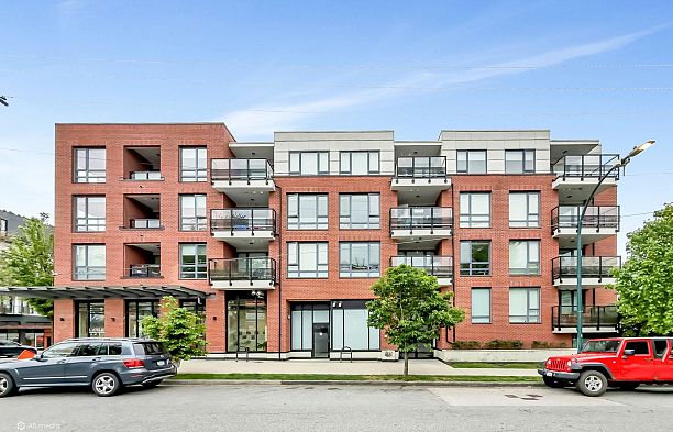 506 2477 Carolina Street Mount Pleasant VE