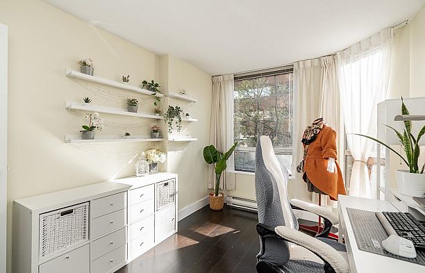 403 811 Helmcken Street Downtown VW