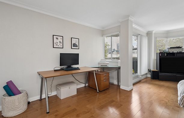 303 1508 Mariner Walk False Creek