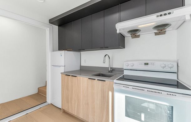 7359 Oak Street South Granville