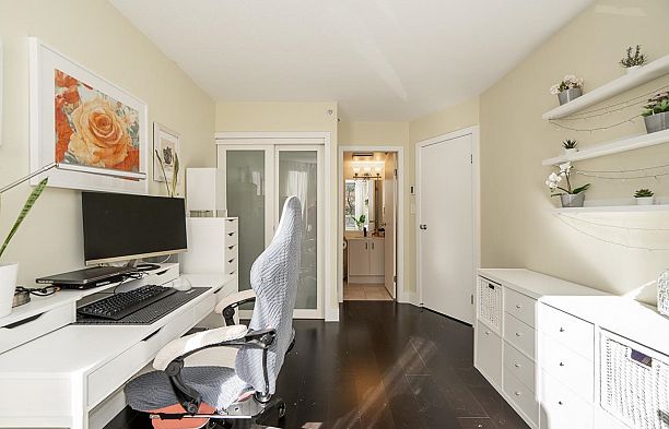 403 811 Helmcken Street Downtown VW