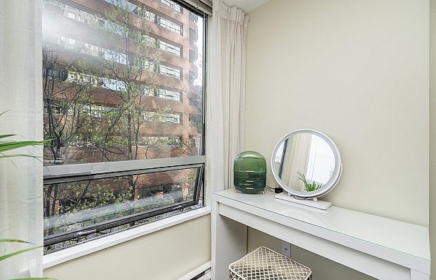 403 811 Helmcken Street Downtown VW