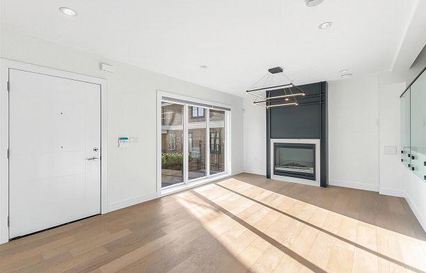 7355 Oak Street South Granville