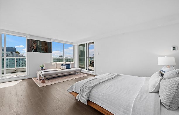 2403 1500 Howe Street Yaletown