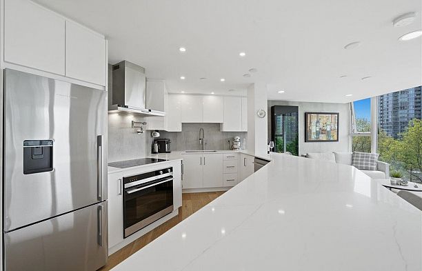 603 1009 Expo Boulevard Yaletown