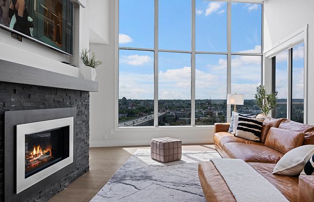 2403 1500 Howe Street Yaletown