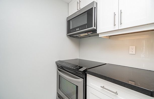 403 811 Helmcken Street Downtown VW