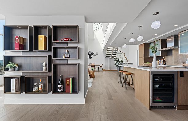 2403 1500 Howe Street Yaletown
