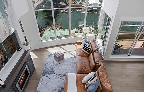 2403 1500 Howe Street Yaletown