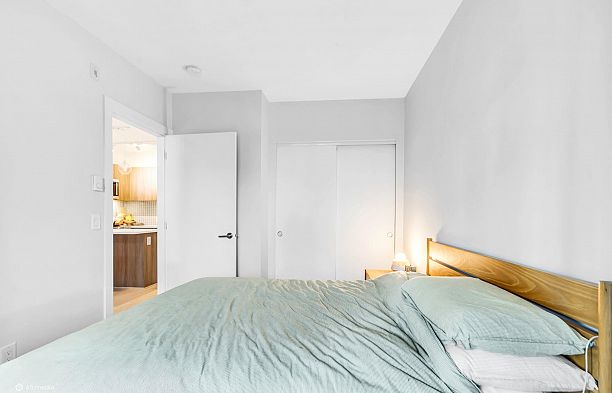 506 2477 Carolina Street Mount Pleasant VE