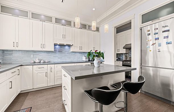 7547 Selkirk Street South Granville