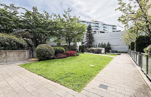 390 E 11th Avenue Mount Pleasant VE