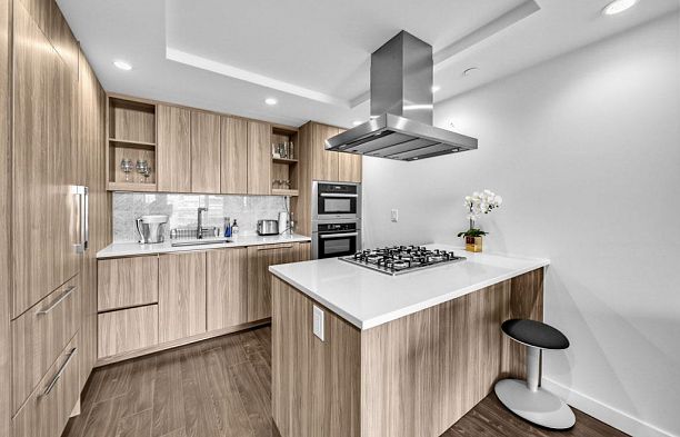 1207 1768 Cook Street False Creek