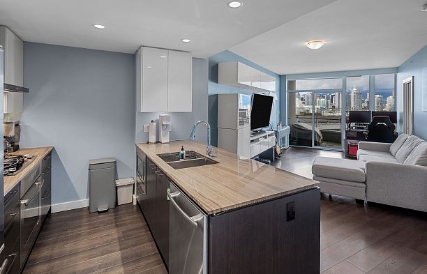 1509 1618 Quebec Street Mount Pleasant VE