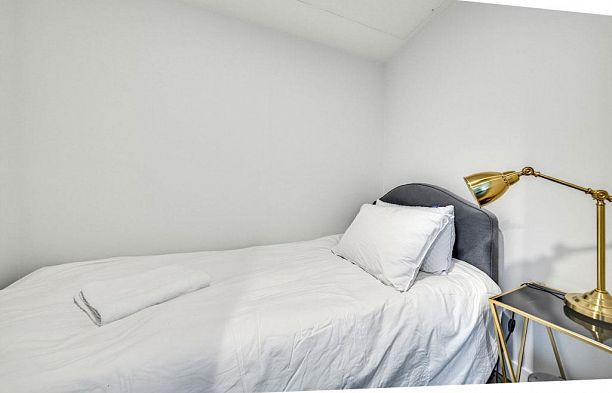 1207 1768 Cook Street False Creek