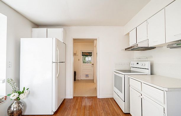 2720 W 24th Avenue Arbutus