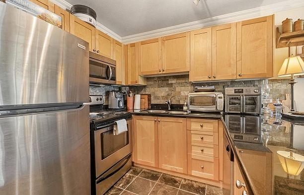 409 1550 Barclay Street West End VW