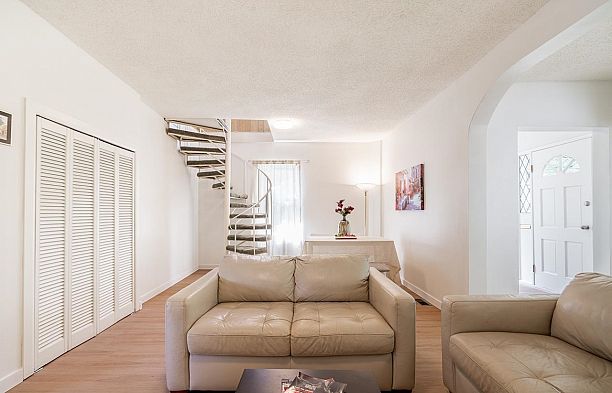 2720 W 24th Avenue Arbutus