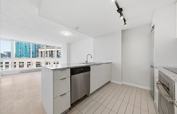 1605 788 Hamilton Street Downtown VW