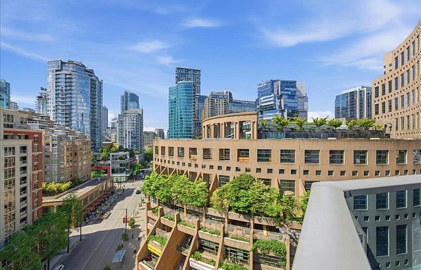 1605 788 Hamilton Street Downtown VW