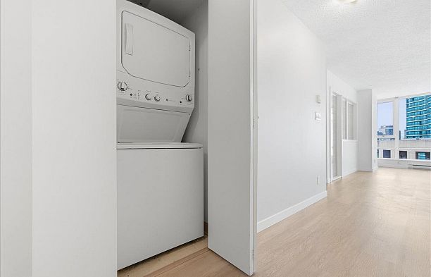 1605 788 Hamilton Street Downtown VW
