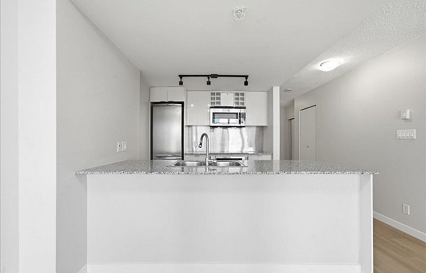 1605 788 Hamilton Street Downtown VW