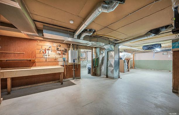 2245 W 22nd Avenue Arbutus