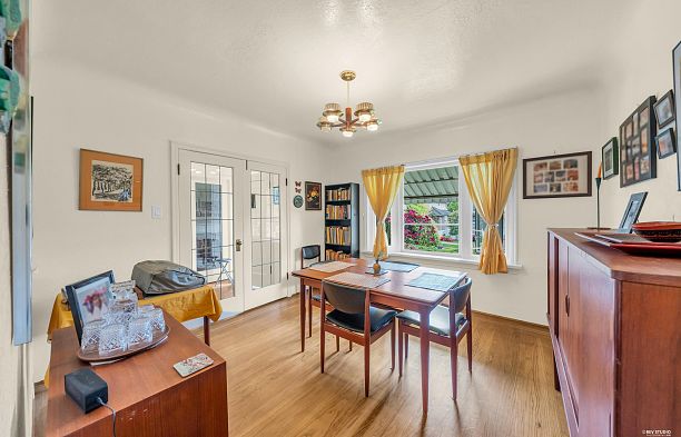 2245 W 22nd Avenue Arbutus