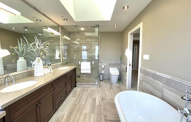 1120 W 58th Avenue South Granville