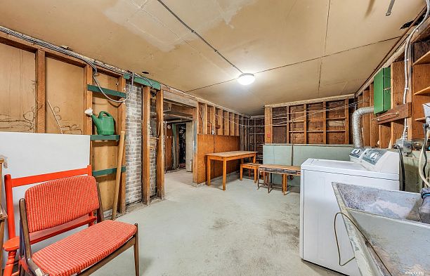 2245 W 22nd Avenue Arbutus