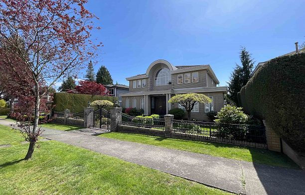 1120 W 58th Avenue South Granville