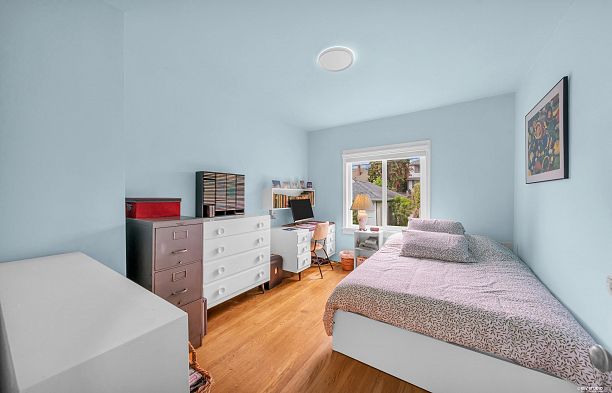 2245 W 22nd Avenue Arbutus